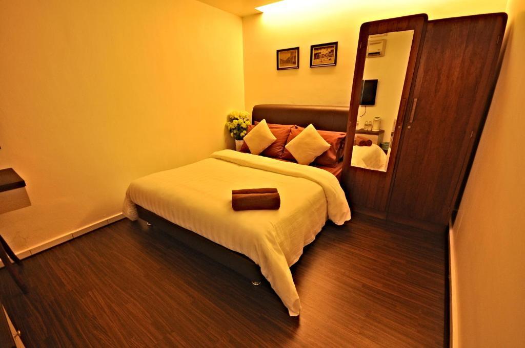 White Hotel Malacca Rum bild